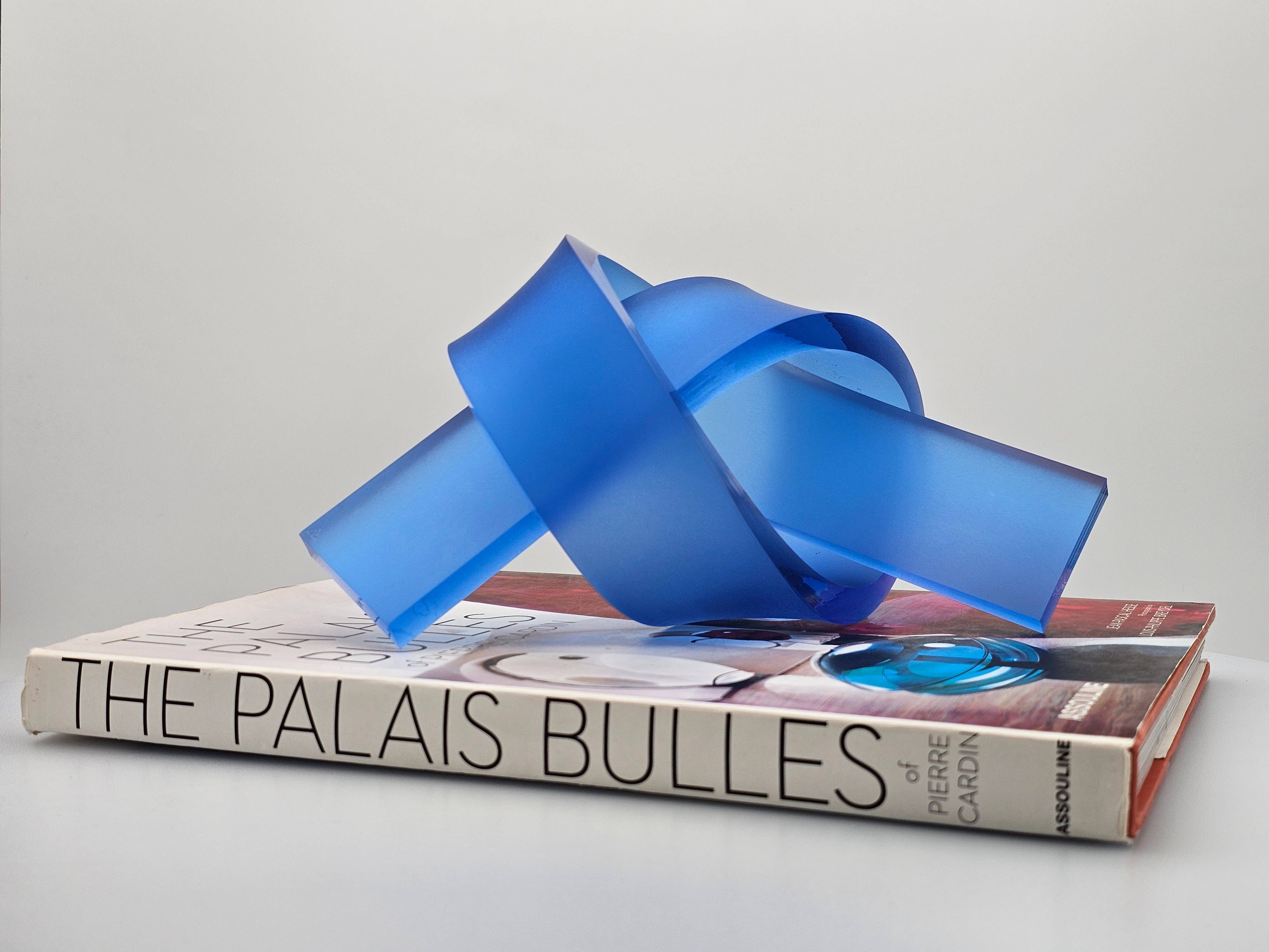 Somar Creations - Wholesale Decorative Tabletop Object - Acrylic Large Love Knot 19