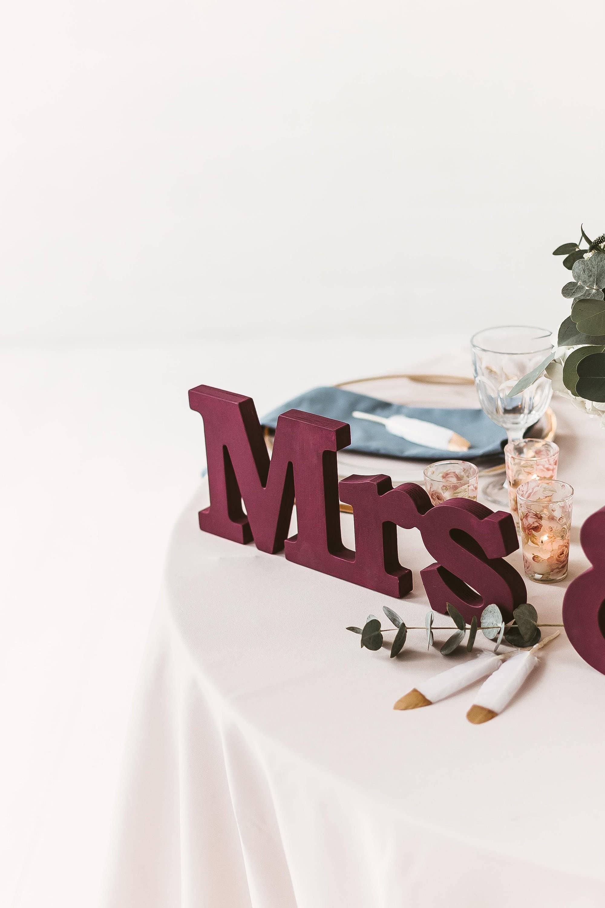Woodinout - Wholesale Desk/Tabletop Sign - Custom color Mr and Mrs sign, Wedding table decorations3