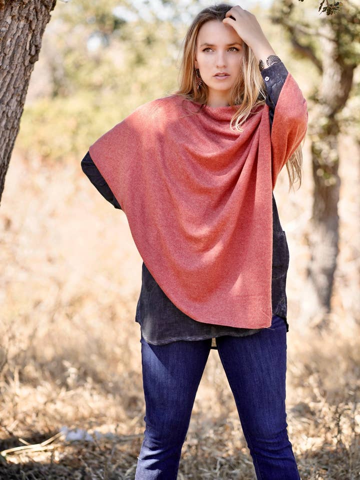 Dolma – Engroshandel Poncho - Dame – Cashmere Poncho Spice2