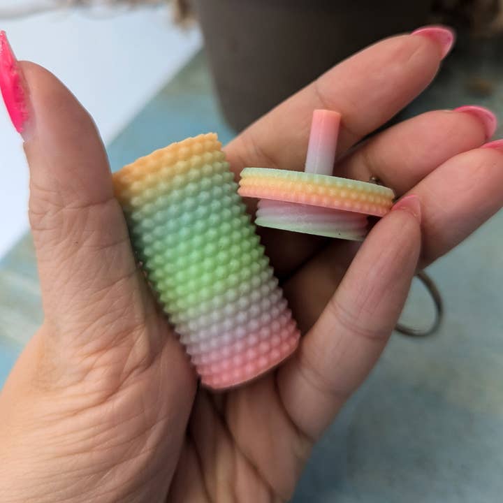 Sapphic Space - Wholesale Keychain - Women's - Hex Tumbler Twist Top Keychain4