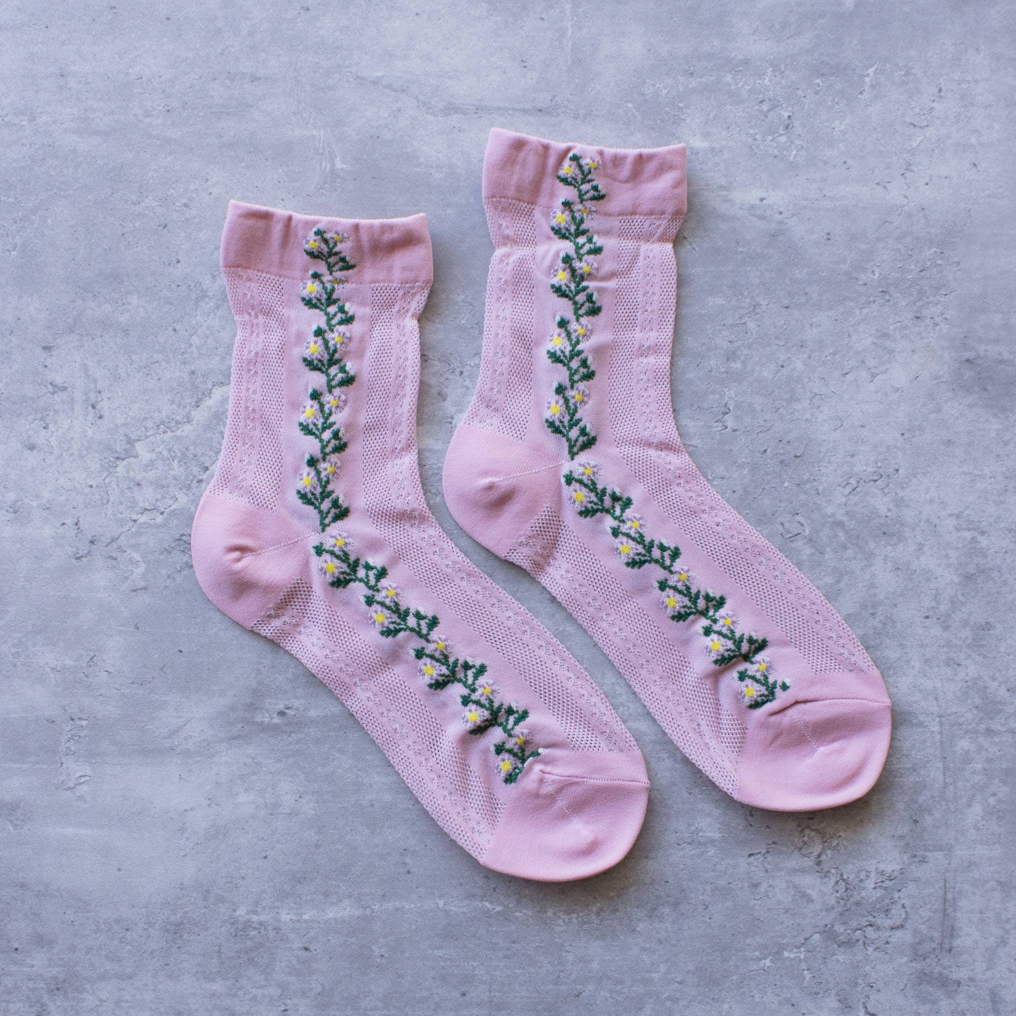 Tiepology – wholesale Socks – Women's – Floral Mesh Casual Socks3
