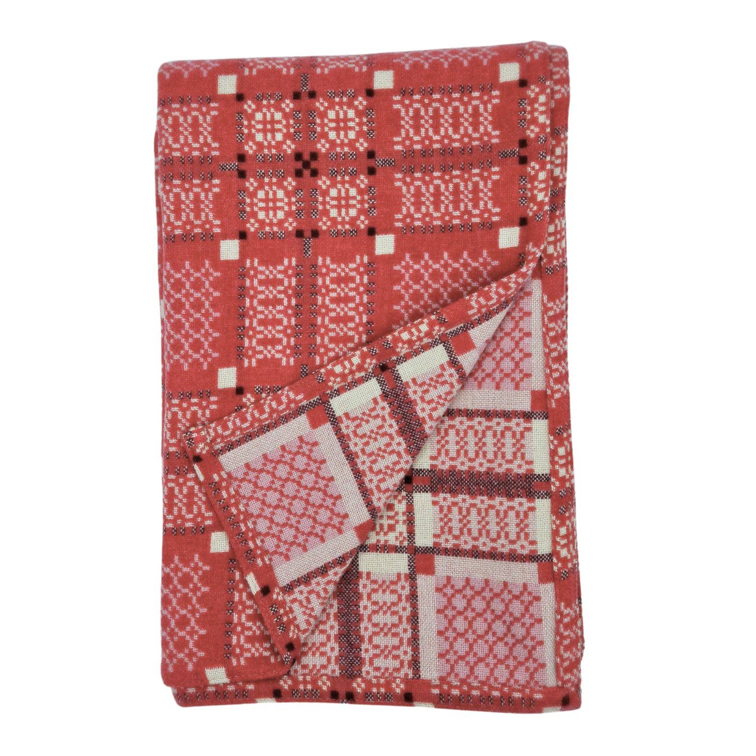 Melin Tregwynt – wholesale Throw blanket – Knot Garden Throws and Blankets5