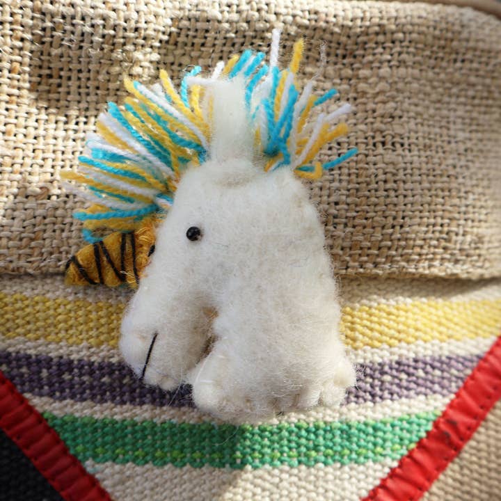 Tribal Trade GmbH - Wholesale Brooch - Brooch Pin Felt Unicorn7