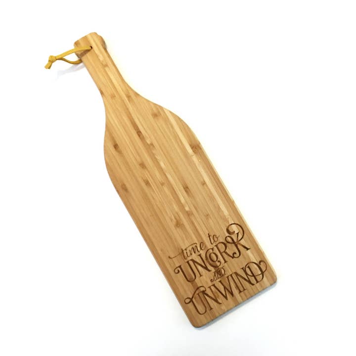 È ora di stappare e distendersi tagliere per vino, tagliere per vino e formaggi per la vendita all'ingrosso da parte di Lightning Laser Cuts