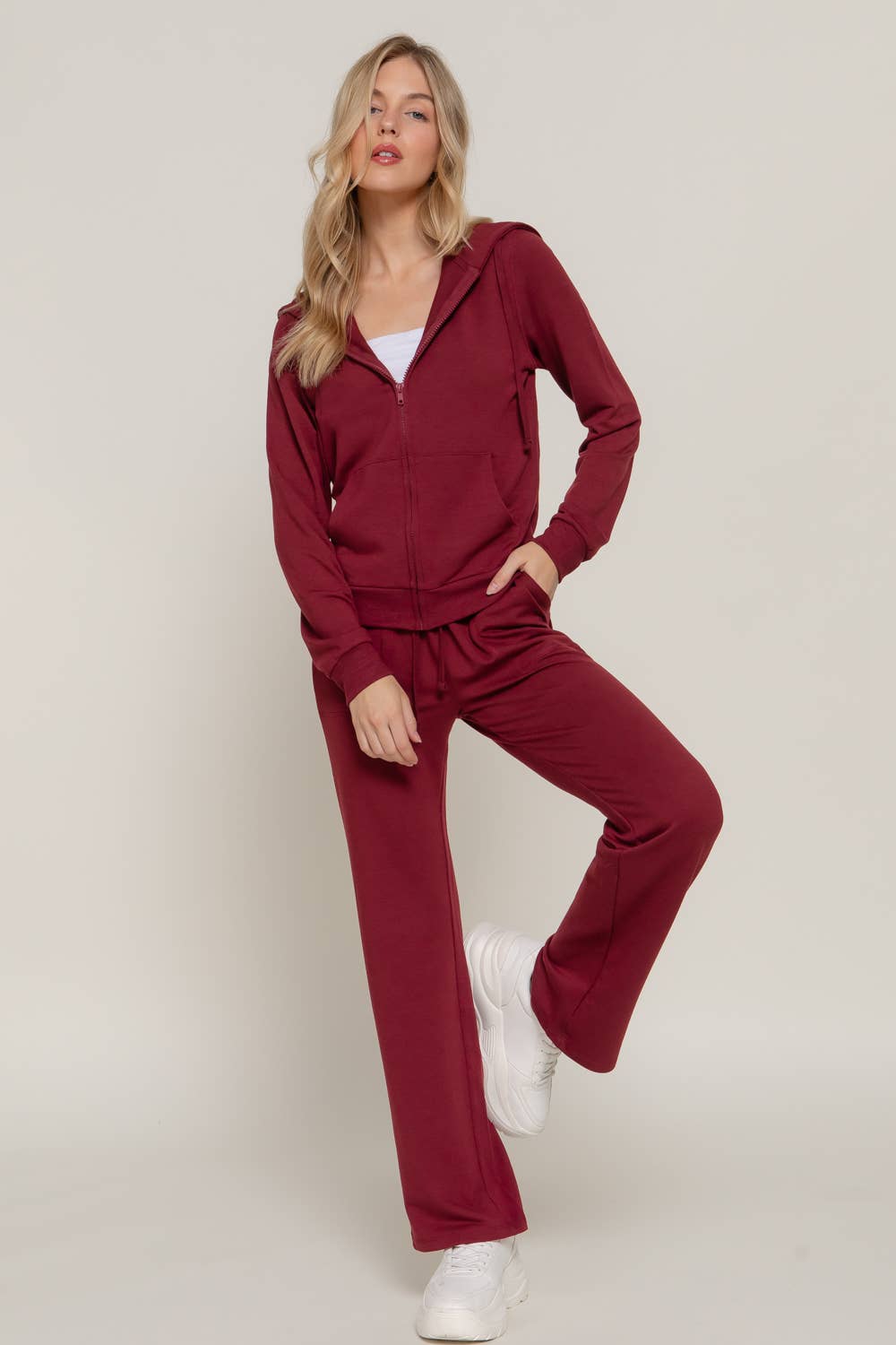 Active Basic | Active USA - Wholesale Lounge Set - Women's - Long Sleeve Hoodie Jacket & Pants Sweatsuit Set  34