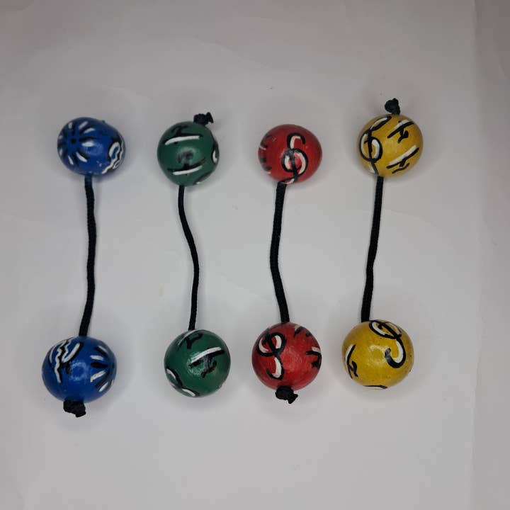 MadeinGhanaShop – Großhandel Musikinstrumente – Verstellbares buntes Asalato Kosh Kash - 1 Stück