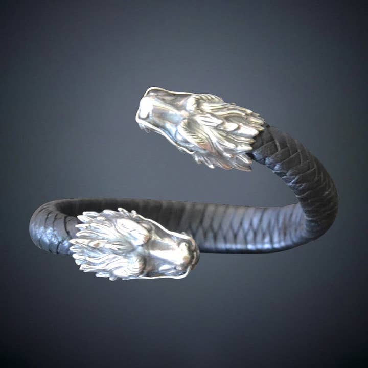 Bracciale New Dragon per la vendita all'ingrosso da parte di Mercurious Designs