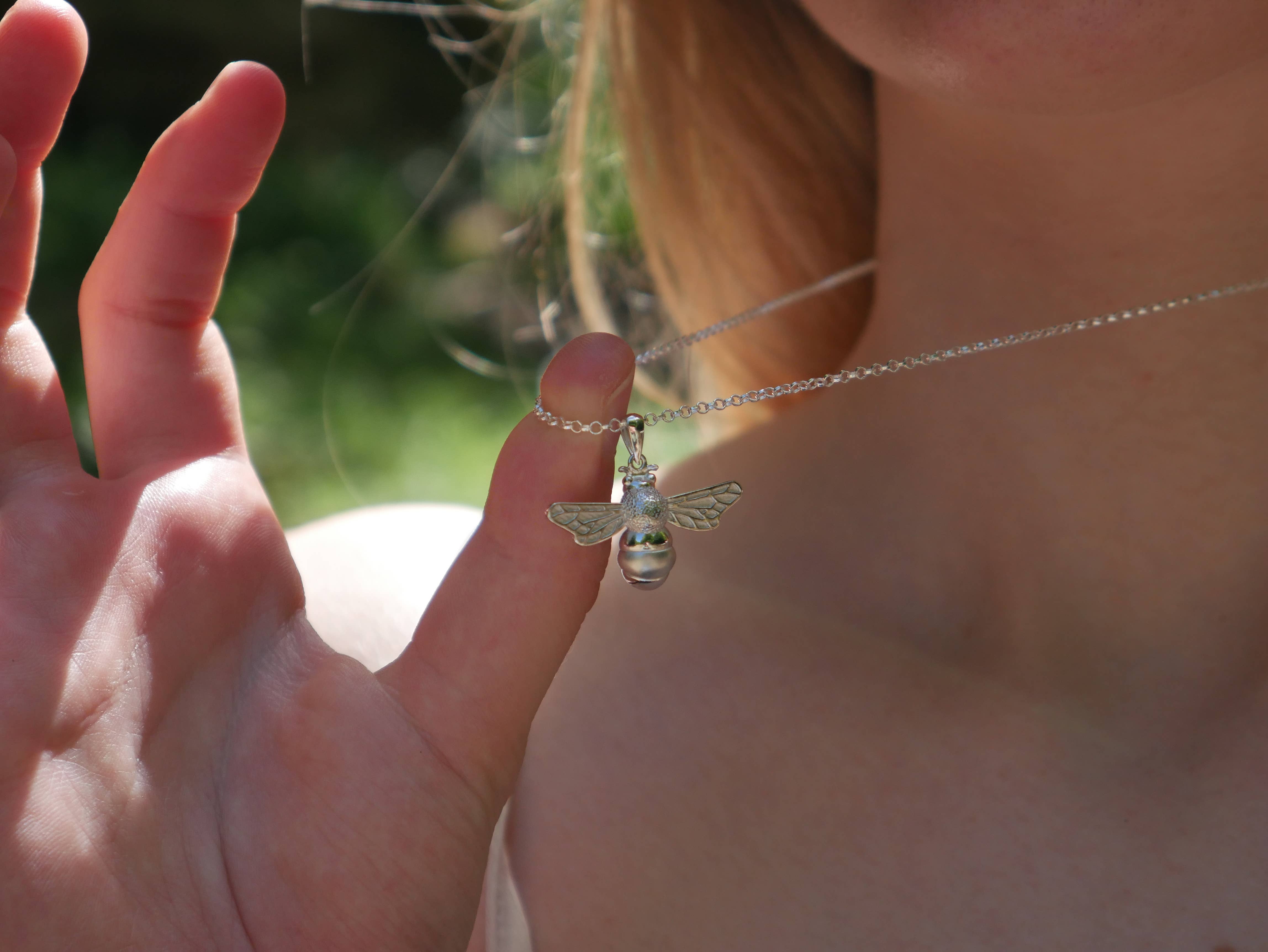 In The Heather – wholesale Pendant/charm necklace – Scottish bumble bee necklace in sterling silver3