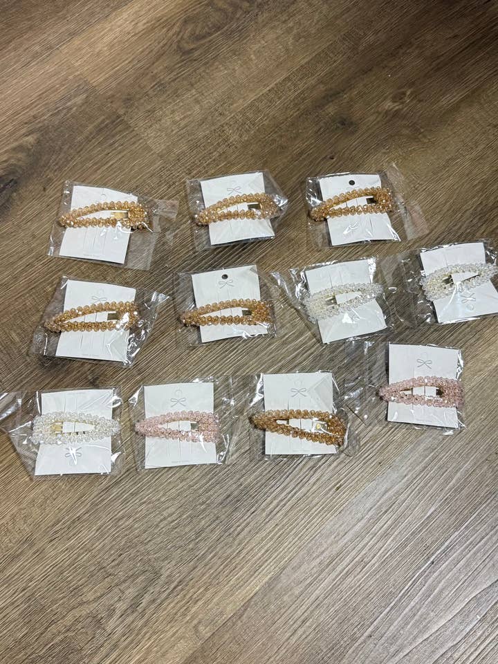 Haarspangen (Set aus 11) für den Großhandel von BoujeeVibesLLC