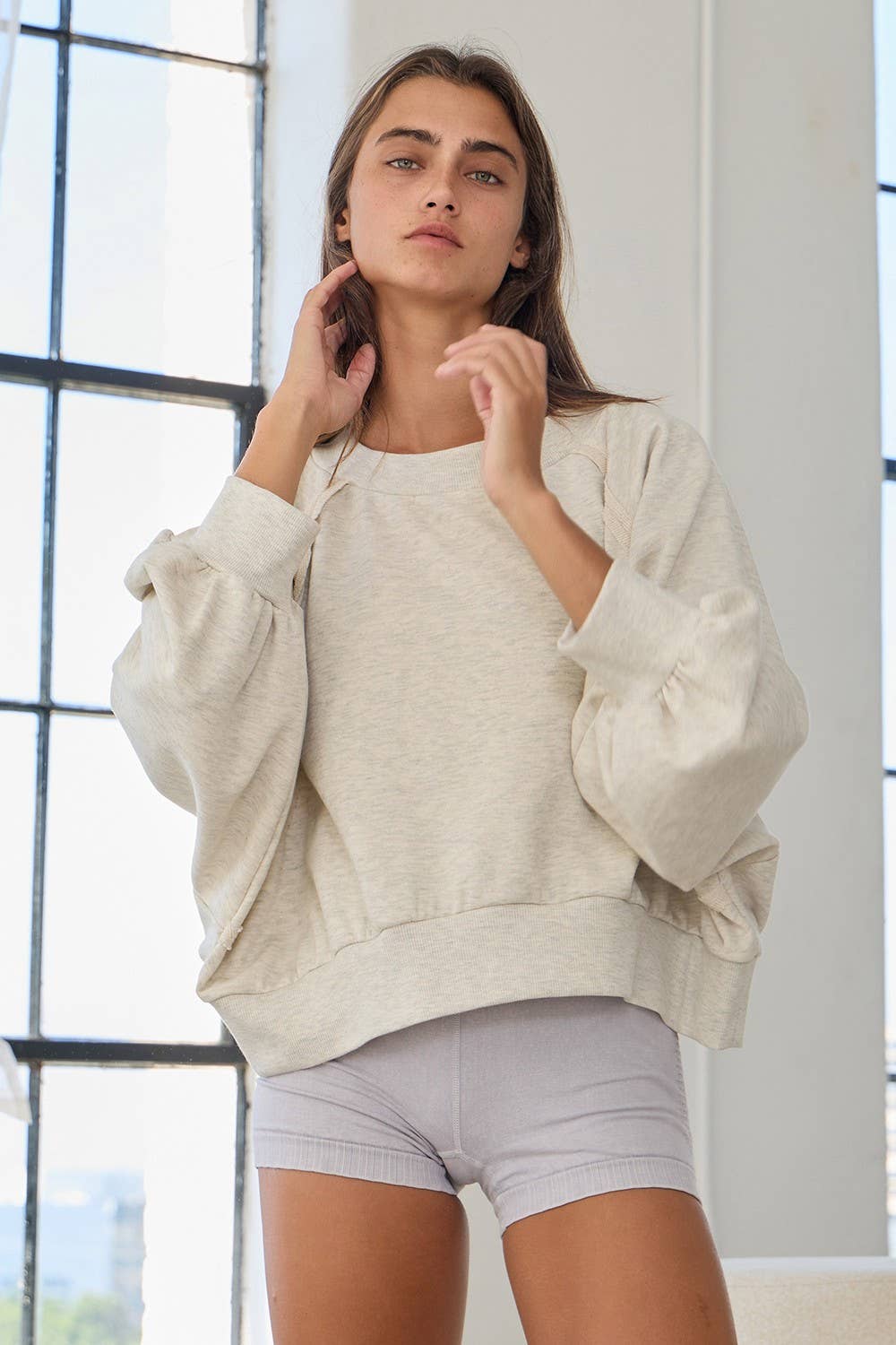 BUCKETLIST INC - Wholesale Sweatshirt - Women's - T2389A Out Seam Raglan Sleeve Solid Sweatshirt Top13