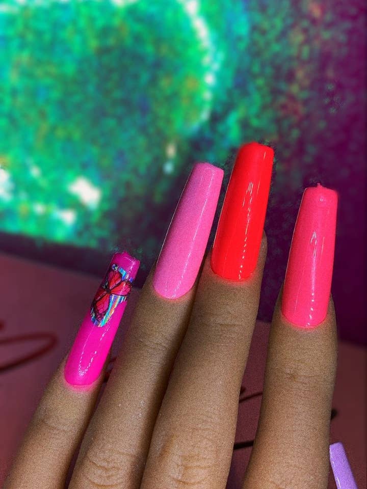 Love Butterflies ( XXL ) for wholesale by PRESSEDONCLASSY