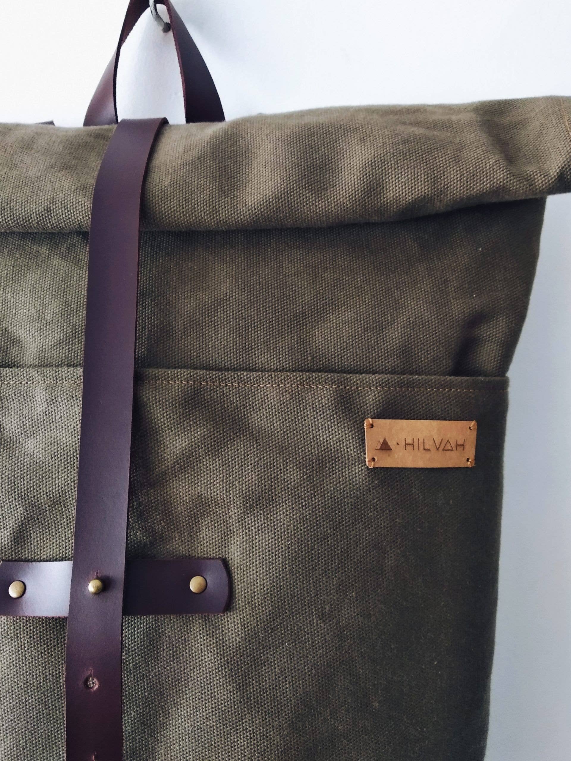 HILVAH - Wholesale Rugzak - Uniseks - Groene rugzak met roll-top en zwaar gewaxed canvas3