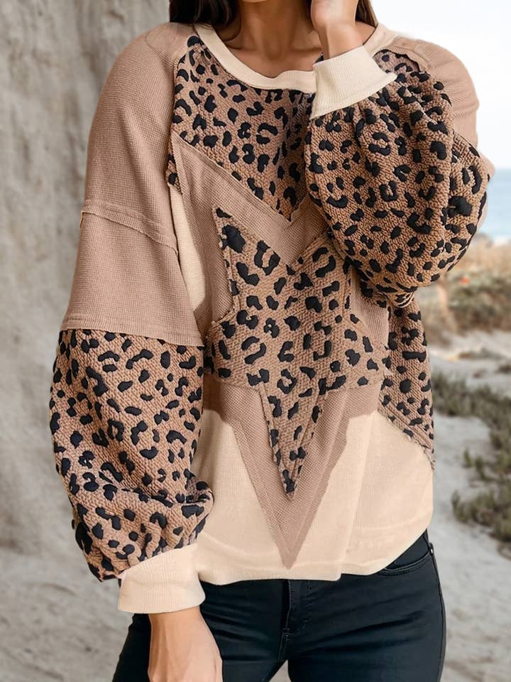 Leopard Star Patch Long Sleeve Sweatshirt | S-XL for wholesale by Aapparella