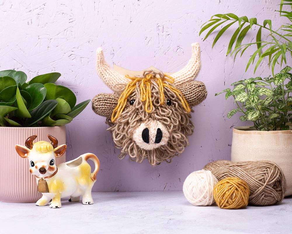 Sincerely Louise - Wholesale DIY Craft Kit - Mini Highland Cow Head Knitting Kit9