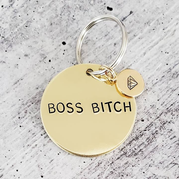 Salt and Sparkle – Großhandel Schlüsselanhänger – Damen – BOSS BITCH Messing-Schlüsselanhänger mit Diamant-Emoji