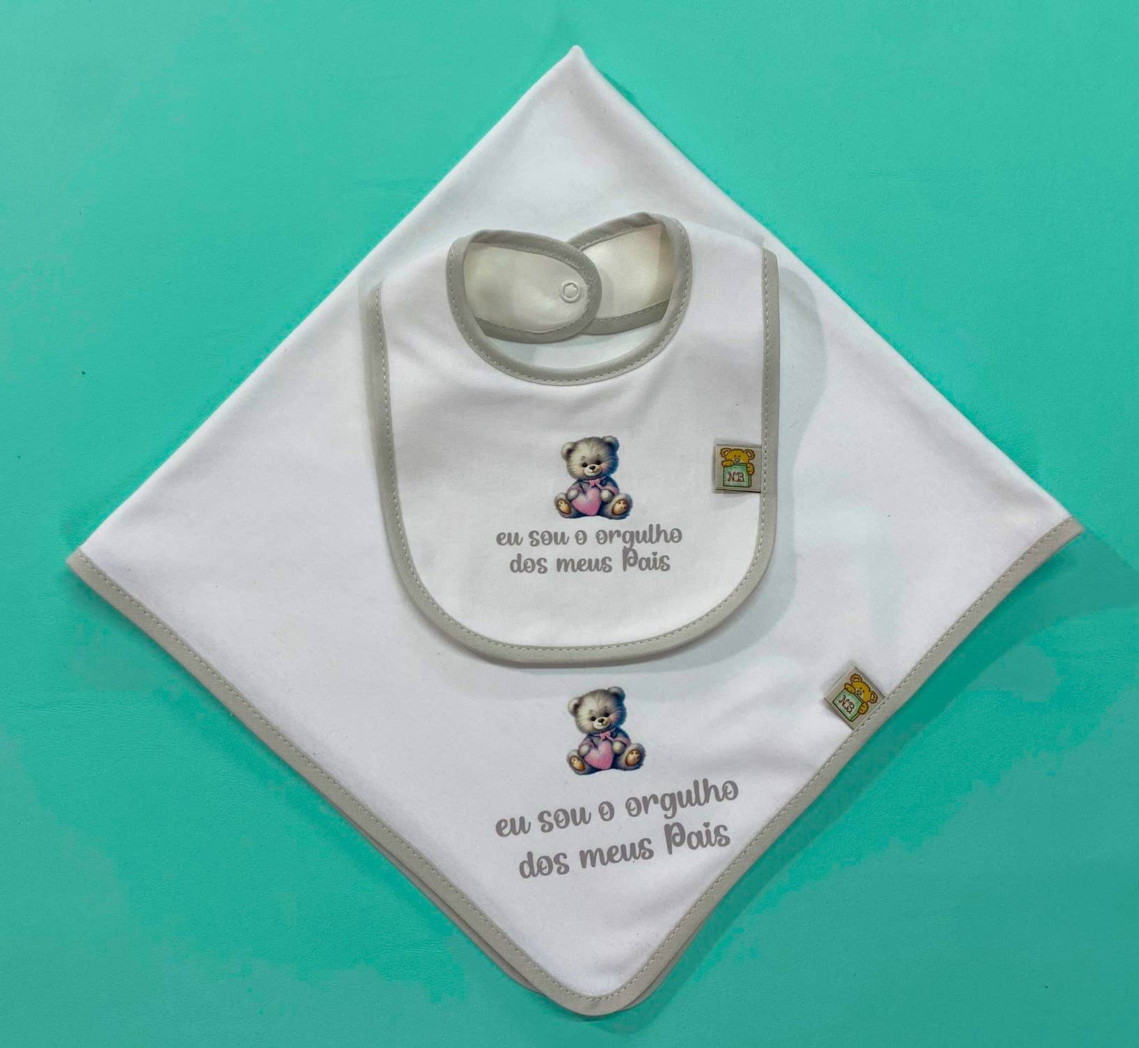 Noty Baby - Wholesale Embroidery/Cross Stitch Supplies - 100% cotton diaper and bib sets Parents' Pride4