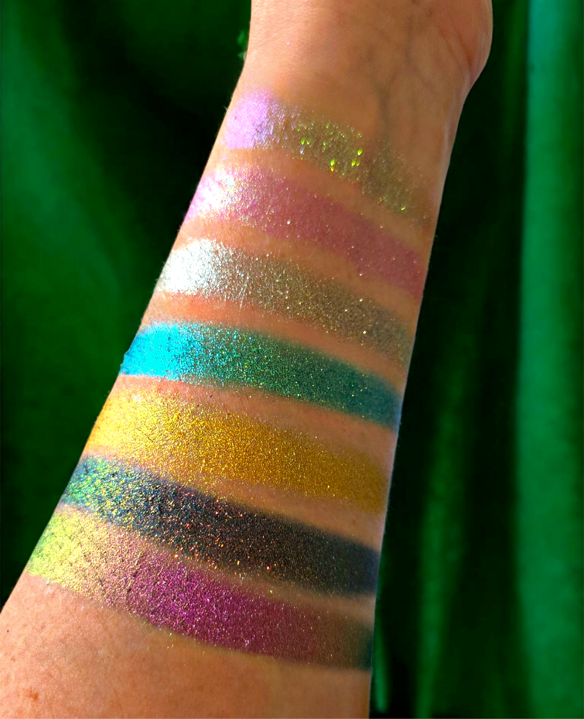 Beauty moon cosmetics – wholesale Eyeshadow palette – Medusa Eyeshadow Palette 5