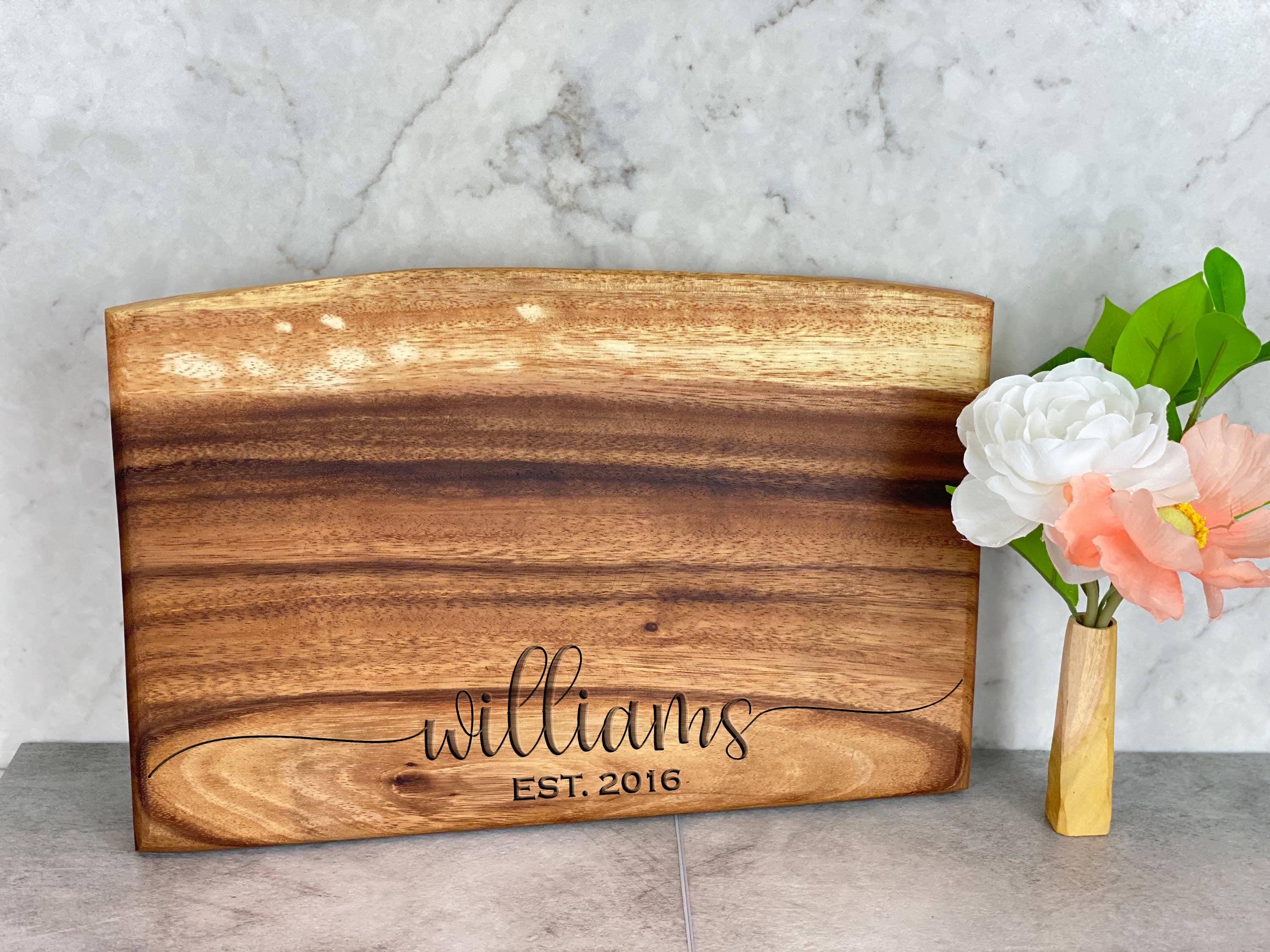 Tuckahoe Hardwoods - Wholesale Cutting Board - Medium Live Edge Square End Board2