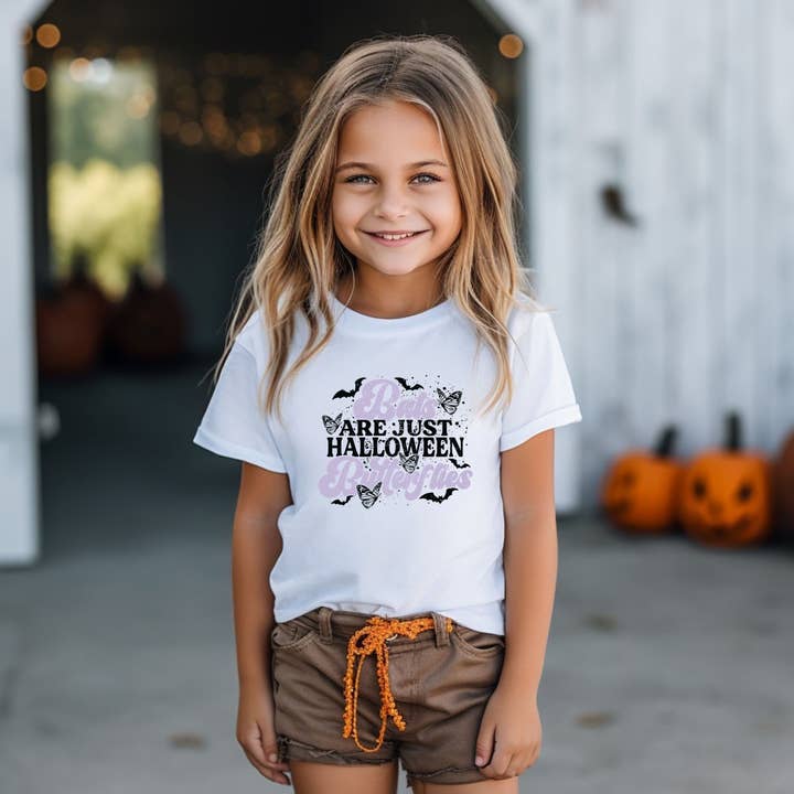 Fledermäuse sind nur Halloween-Schmetterlinge - Jugend Kurzarm-Grafik-T-Shirt und Kleinkind Kurzarm-Grafik-T-Shirt für den Großhandel von The Juniper Shop Wholesale