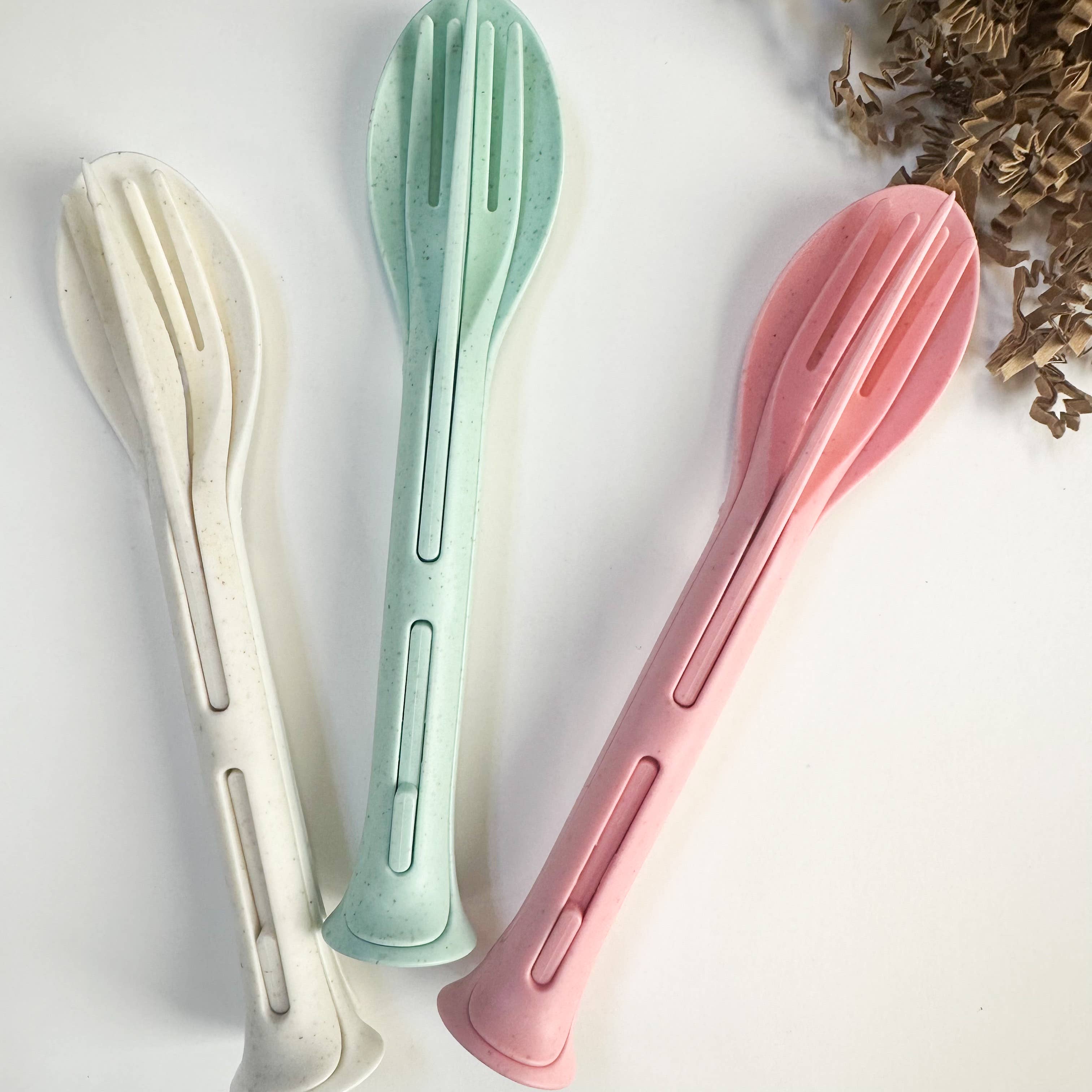 Smile Boutiques - Wholesale Assorted Cutlery Set - Eco-Friendly Wheat Straw Cutlery Set 3