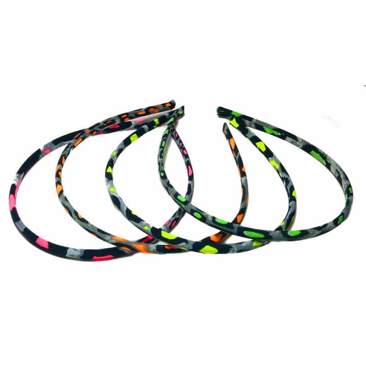 Bandeaux fins à imprimé léopard néon pour la vente par Threddies