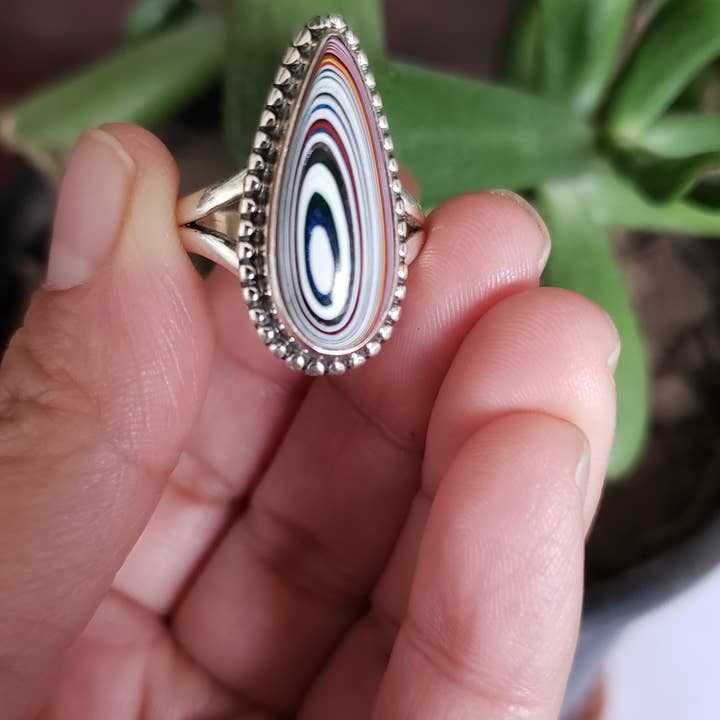 Bague en argent sterling 925 avec fordite pour la vente par GTG Gems Corp