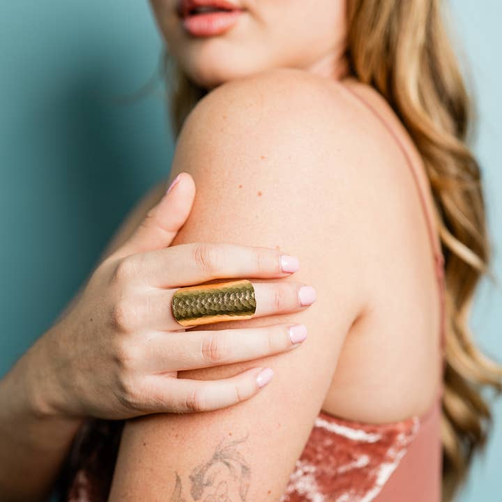 Ornamental Things - Vente Anneau/bague à empiler - Bague de cigares en or1