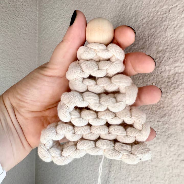 ornements de sapin de Noël en macramé | jumbo pour la vente par weaverwalker co