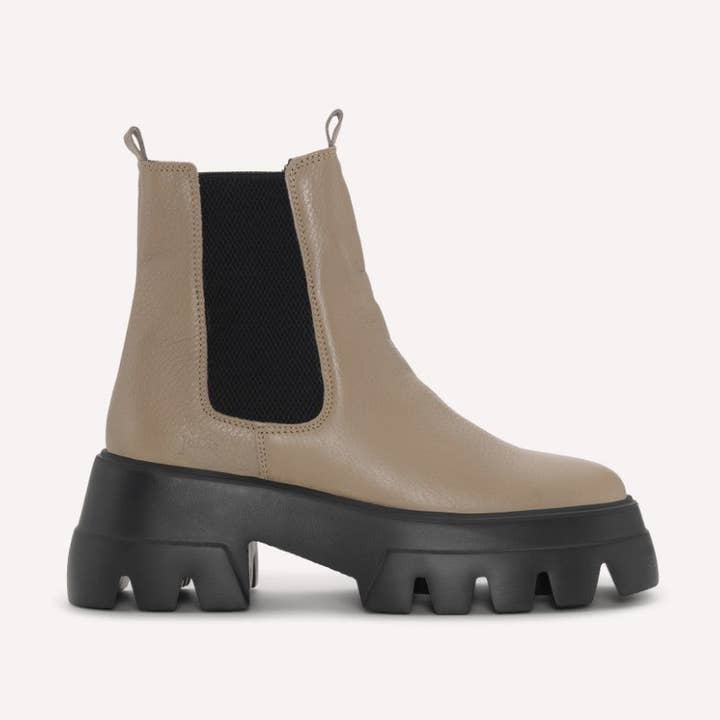 LOVISA Caramel for wholesale by JoDis Shoes