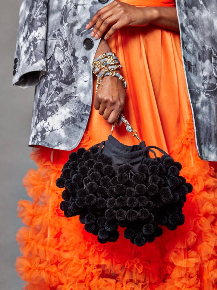 Pom-Pom Väska: Svart för wholesale av Lauren Altman