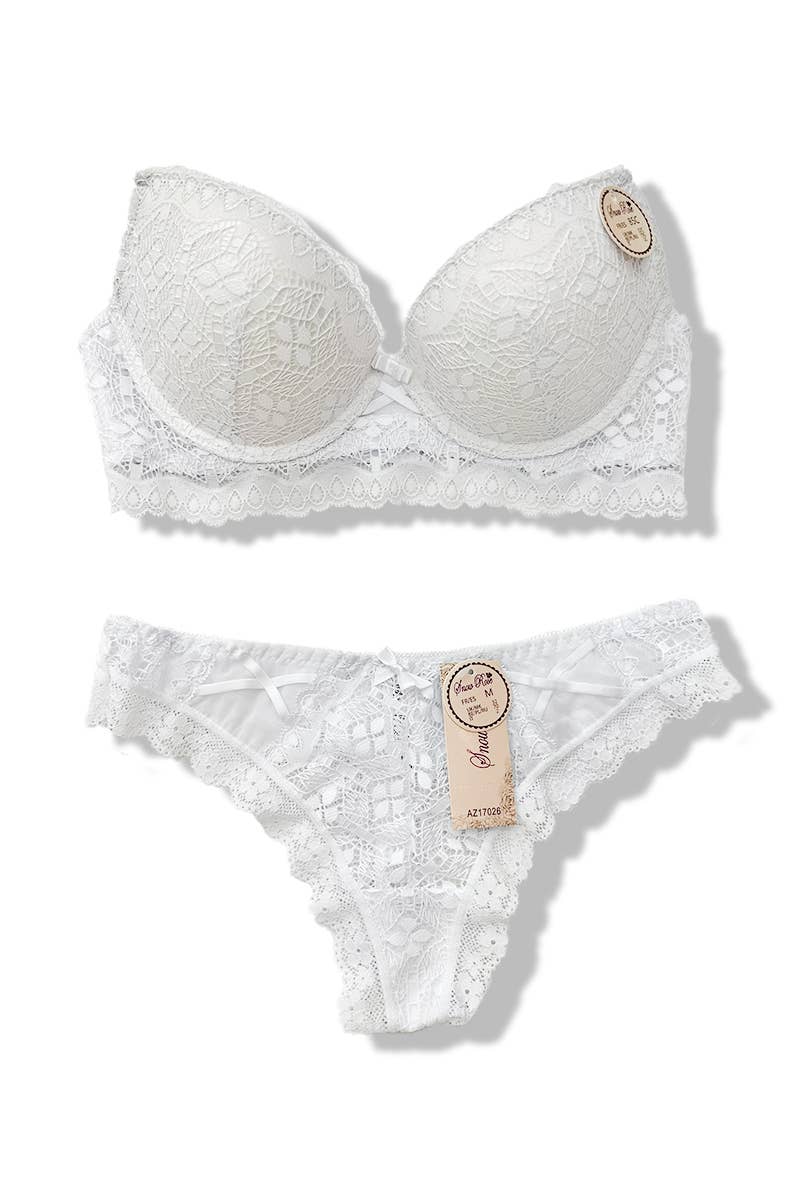 Belle Com'Elle - Vendita all'ingrosso Completino intimo - Donna - Set Reggiseno con Ferretto e Imbottitura + Perizoma in Pizzo C/AZ17026C3