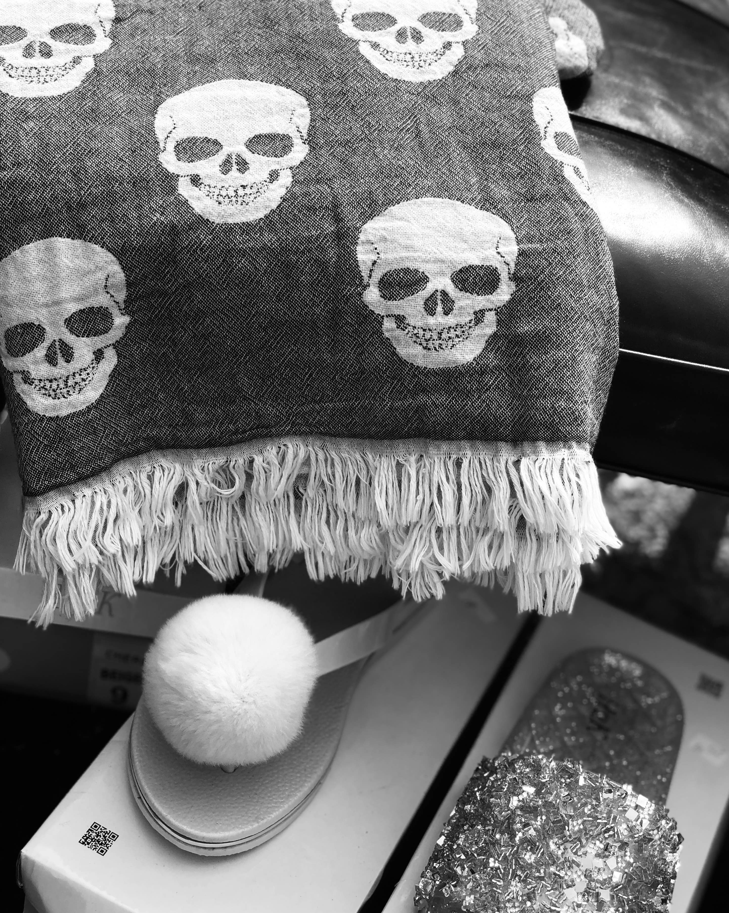 Via Seven - Vendita all'ingrosso Telo mare - PeshMetal - Asciugamano con teschi3