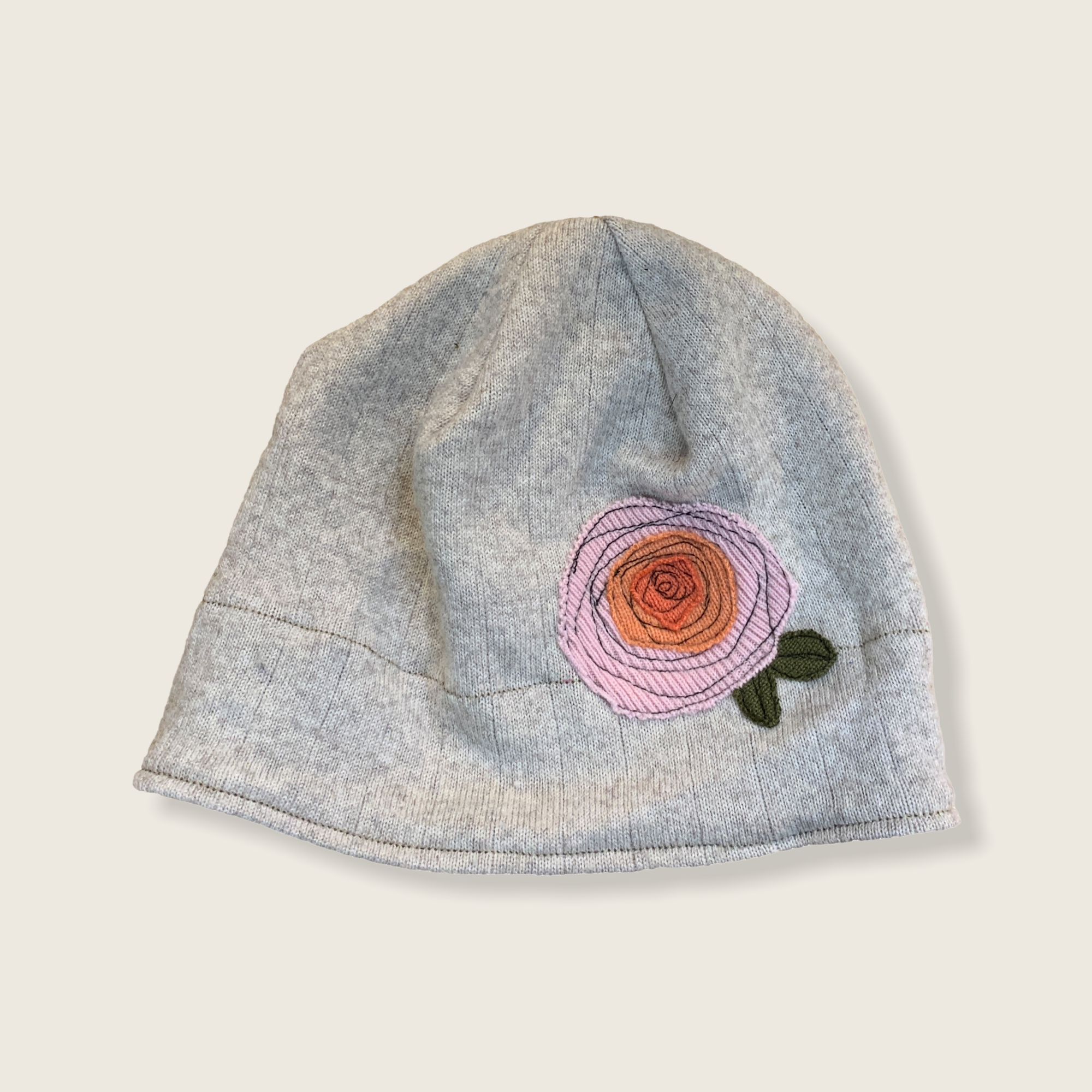 Sardine Clothing Co. - Vendita all'ingrosso Berretto - Donna - Cappello di Lana Fioritura Rosa1