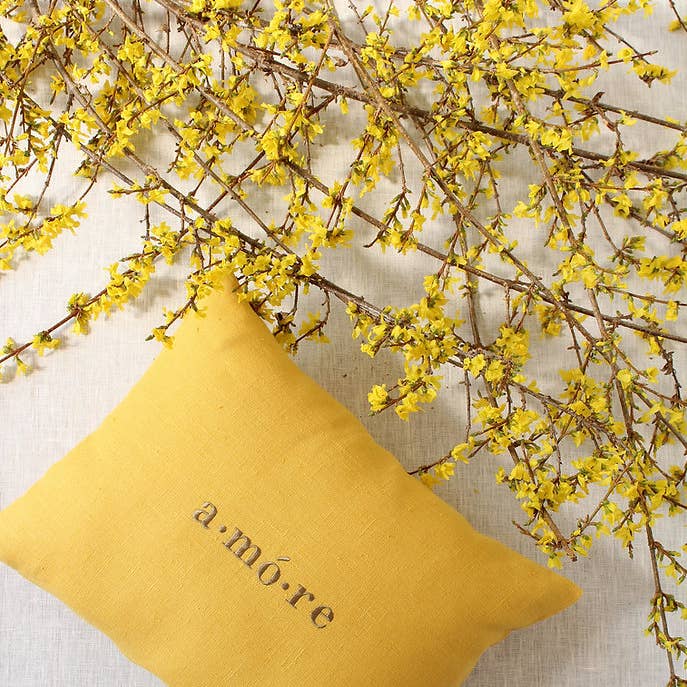 Giardino Segreto - Wholesale Throw/Decorative Pillow - PENSIERI pure linen pillow1