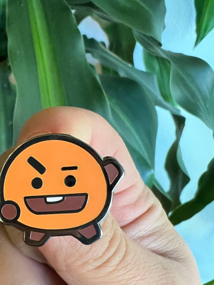 Schattige Suga Suga harde emaille speld voor wholesale door Hype Pins