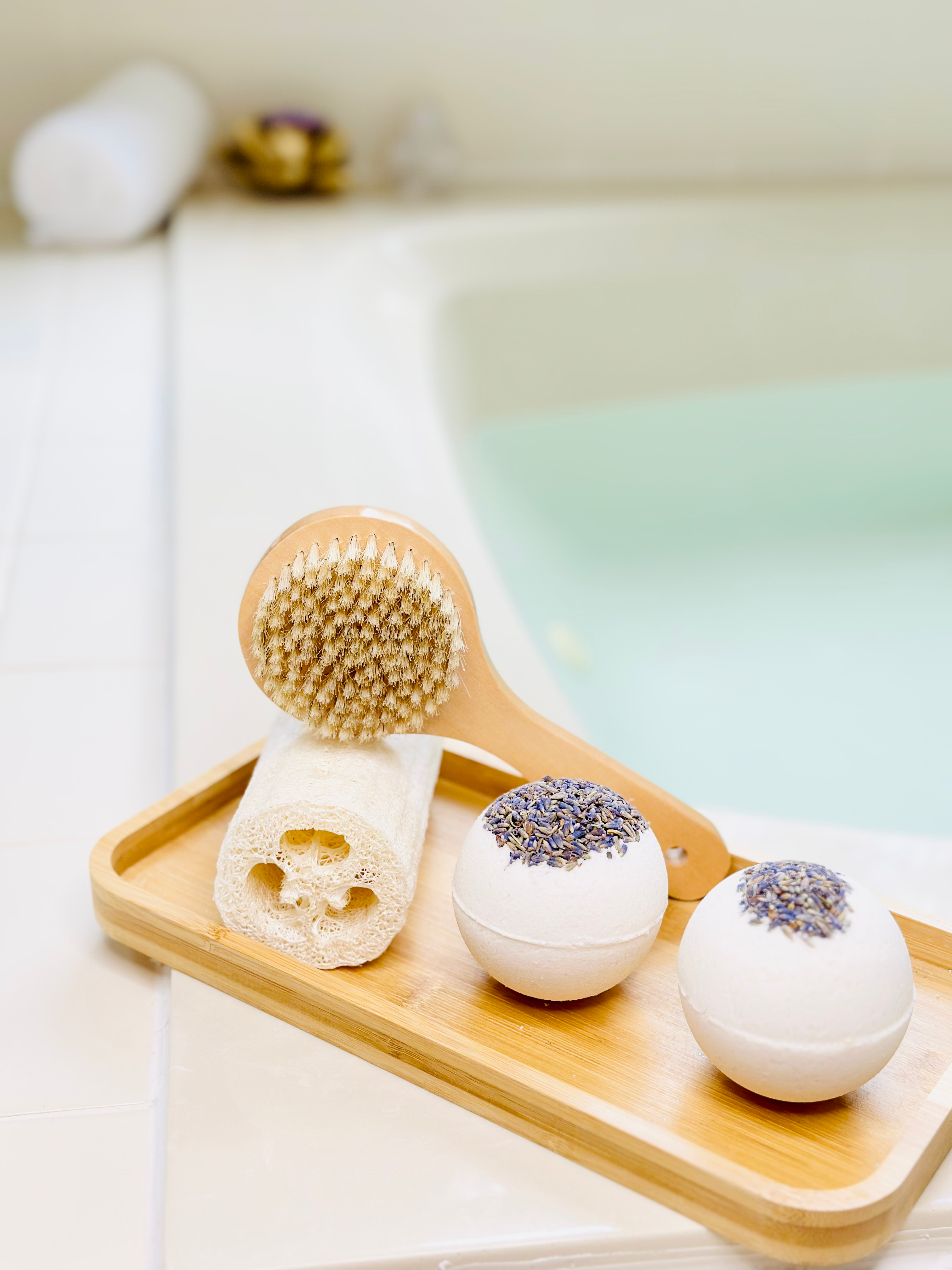 Salt & Sage Apothecary – wholesale Bath bomb/fizz – Soothing Lavender Bath Bomb3