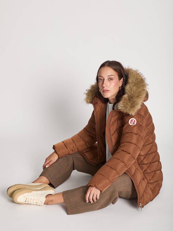 Parka SULIA Cammello per la vendita all'ingrosso da parte di LE OPTION NORD