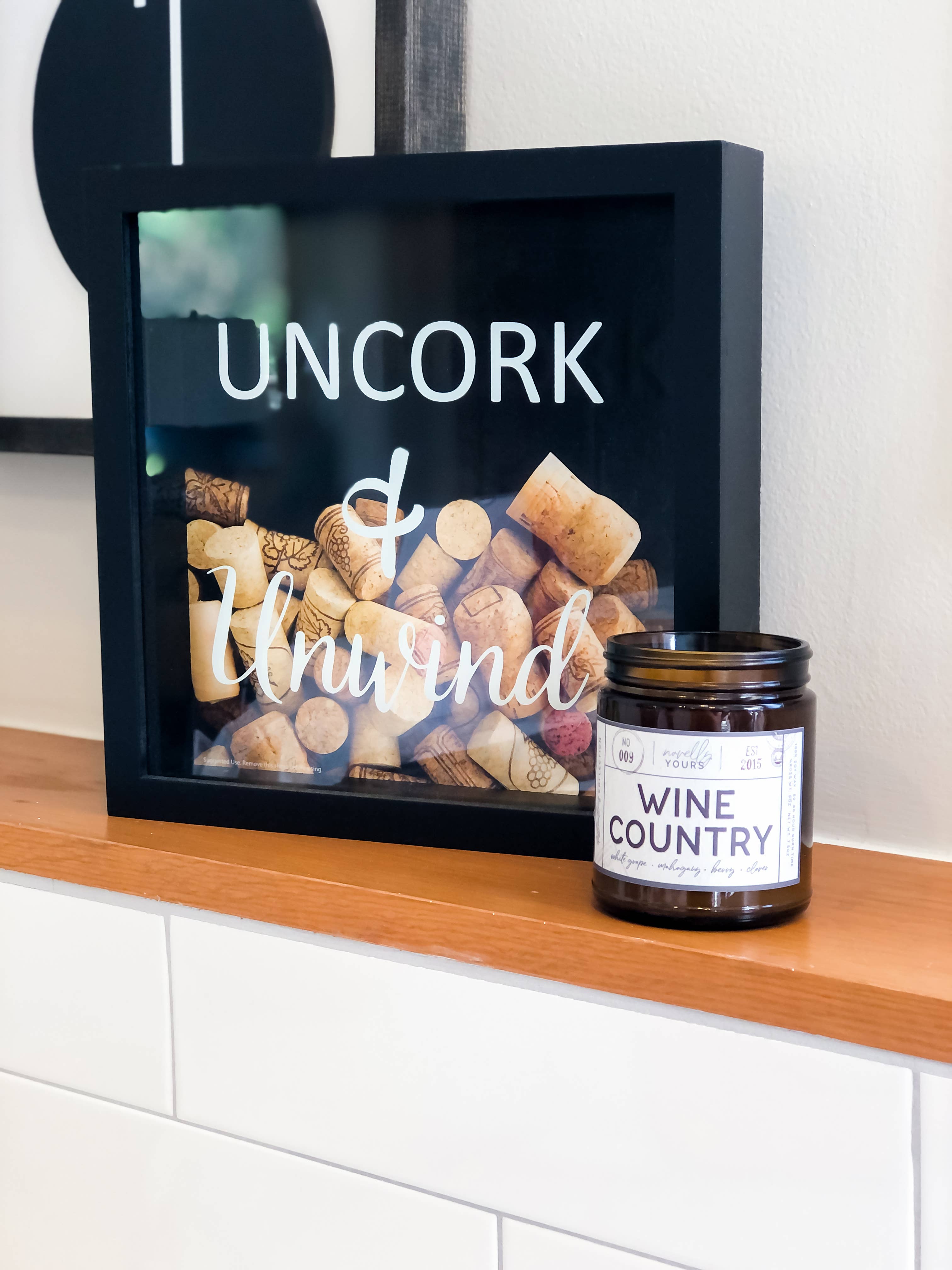 Novelly Yours - Vente Bougie en bocal - Bougie Wine Country | Parfum sur le thème des amateurs de vin et des voyages3