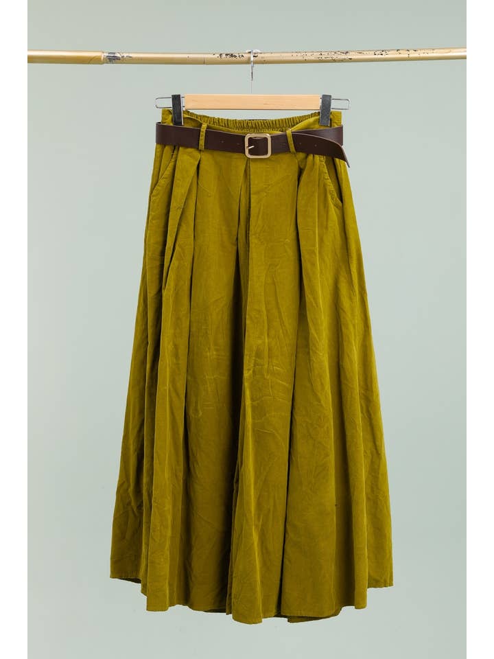 LÉA & LUC - Wholesale Pants - Women's - Cotton velvet trousers with belt REF. 3652210