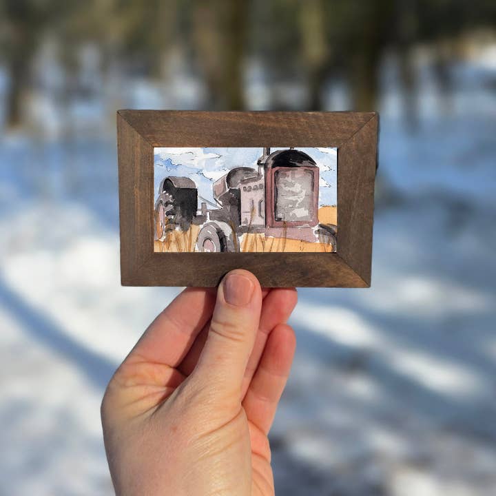 Impression de tracteur vintage encadrée pour la vente par The Cranberry Finch