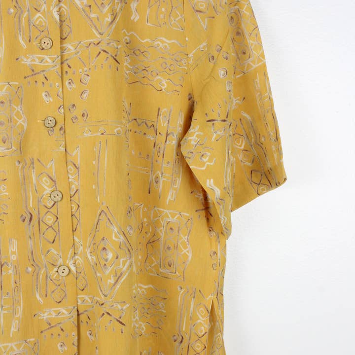 Sun's Out! - Wholesale Button Down Shirt - Women's - Vintage Short-Sleeve Button Up Blouse - Original Length5