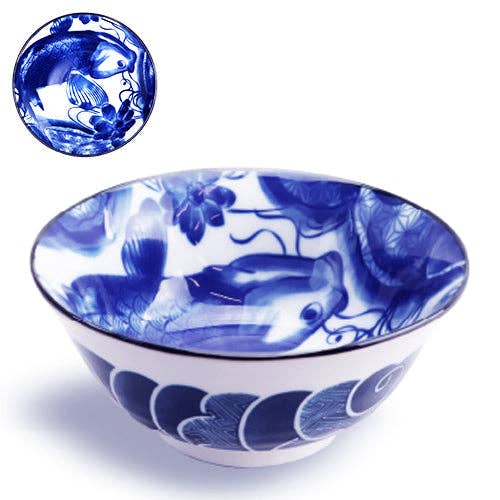 Ciotola media in porcellana giapponese Koi Fish 14oz 5" Dia x 2,75" H per la vendita all'ingrosso da parte di Urban Tokyo