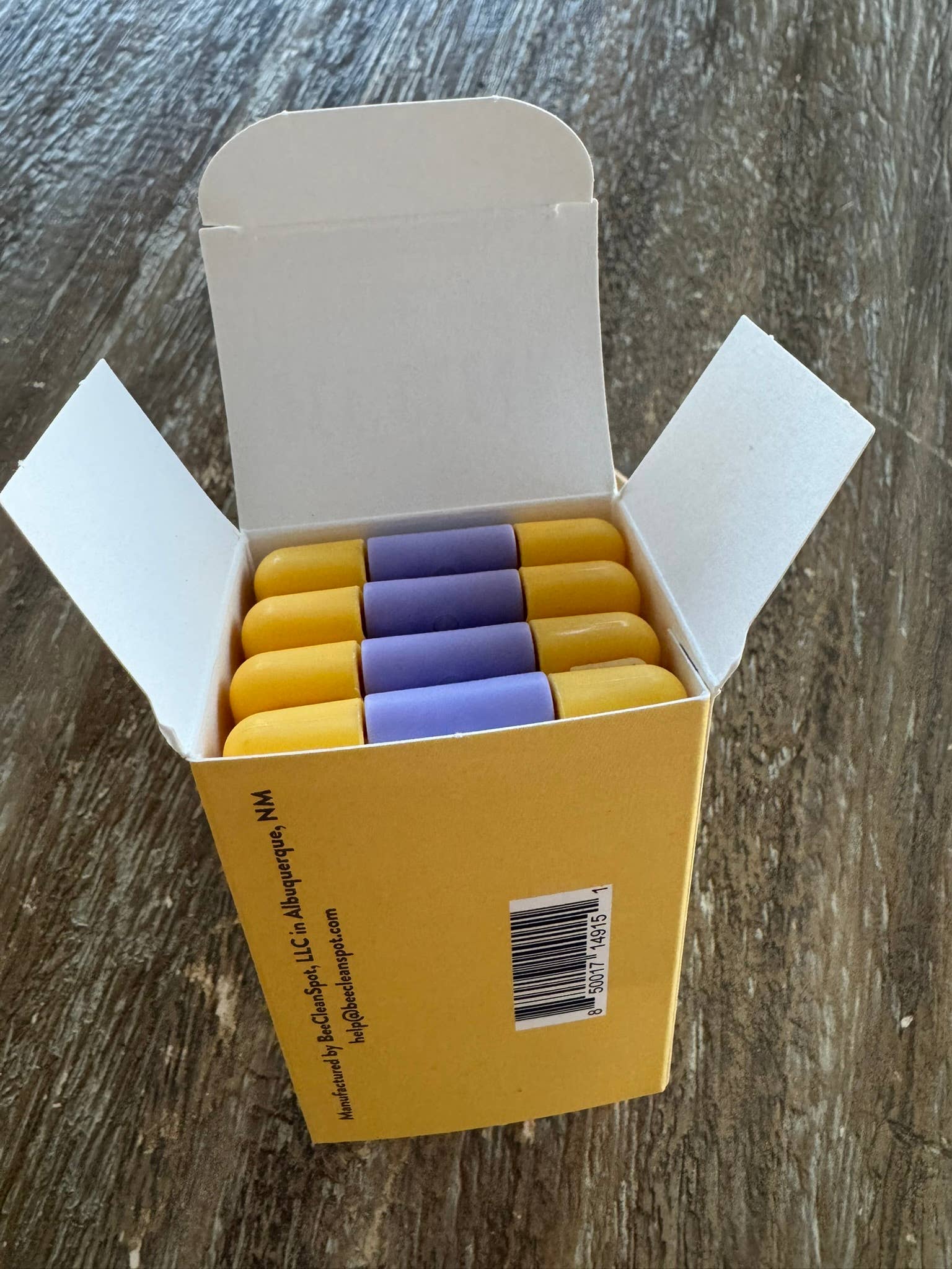 Bee Clean - Vente Désinfectants pour les mains - Désinfectant pour mains à la cire d’abeille Bee Clean bio – lot de 13 packs de 4 à la lavande11