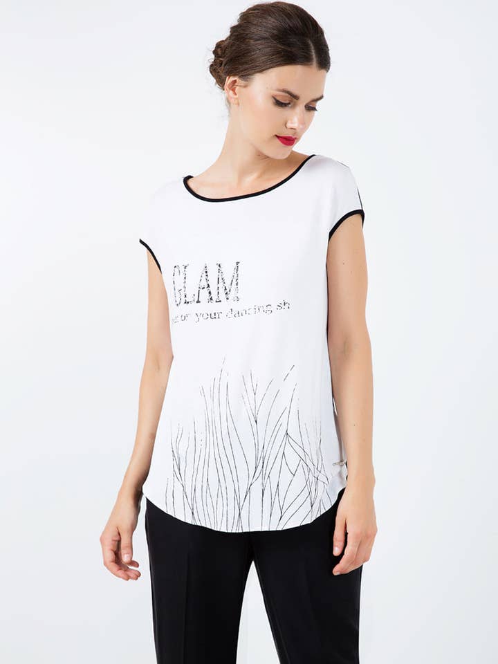 Ärmlös topp med svart folietryck för wholesale av conquista