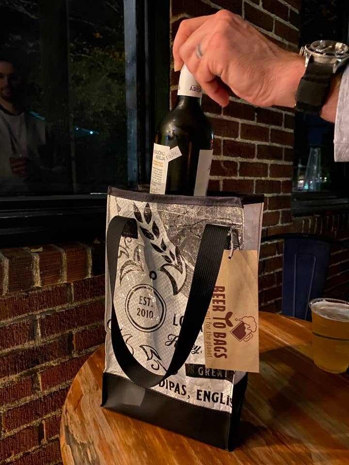 2-Bottle Carrier for wholesale by Beer to Bags