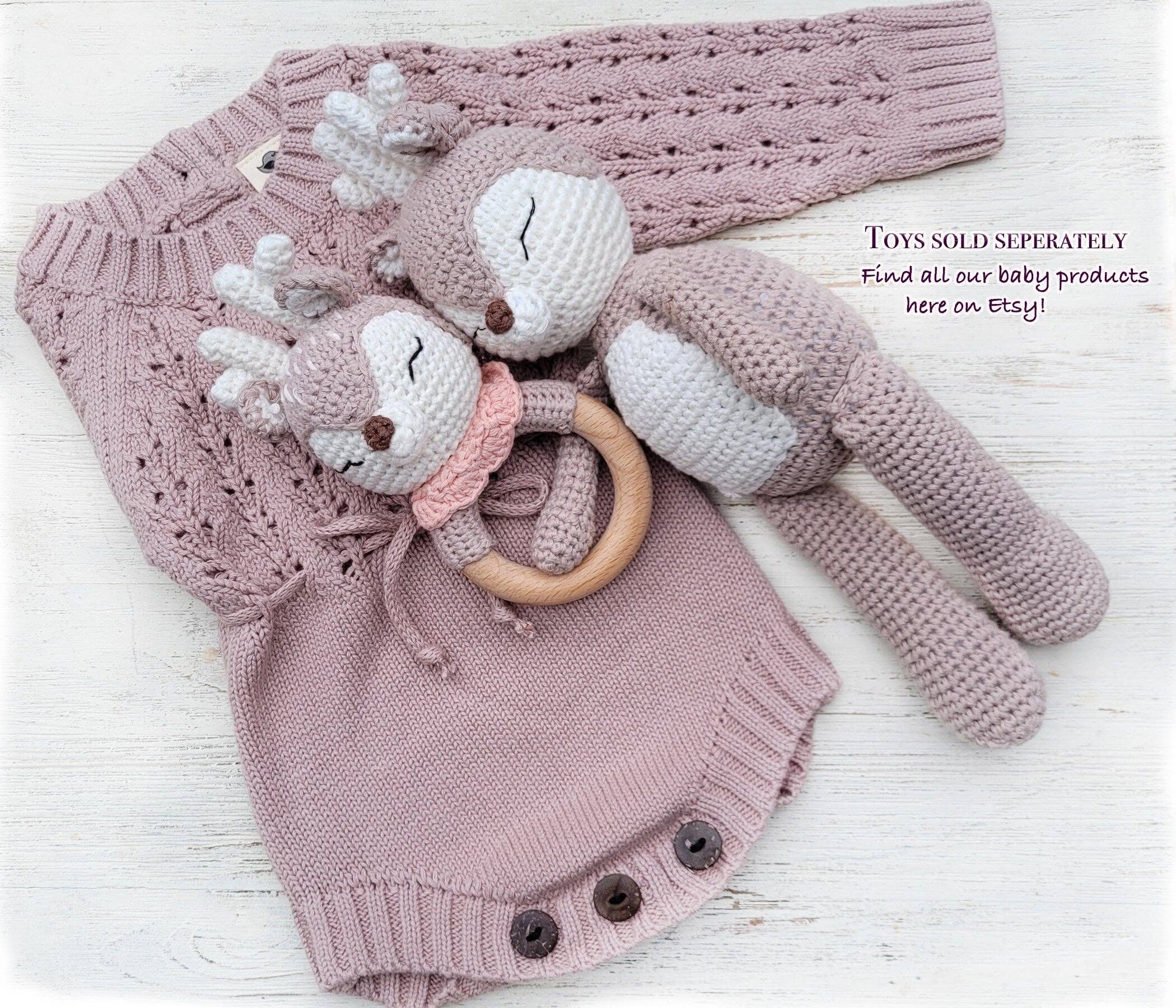 OLIVE & CRADLE – Großhandel Kuschel-/Plüschtier – Kind & Baby – Gehäkeltes schläfriges Reh1