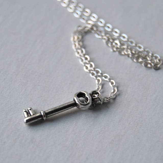 Enchanted Leaves - Wholesale Pendant/Charm Necklace - 18" Teeny Tiny Skeleton Key Necklace
