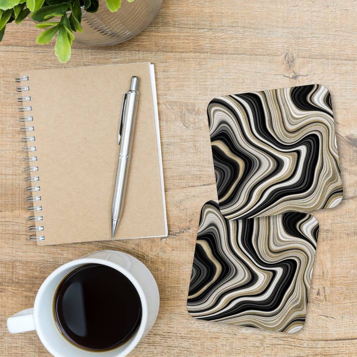 Ensemble de 4 sous-verres | Agate noire et dorée 3,75 po carré pour la vente par Sarah Curran Designs