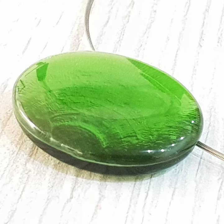 Gloria-Maris - Wholesale Pendant/Charm Necklace - Capiz necklace short / pendant 32 x 40mm / BG-04062