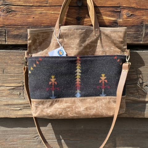 Lark & Moon - Wholesale Tote Bag - Women's - Woods Rose Tote - featuring Pendleton® Wool1